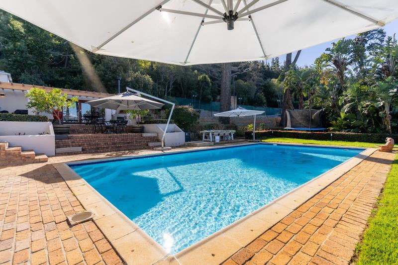 4 Bedroom Property for Sale in Constantia Western Cape